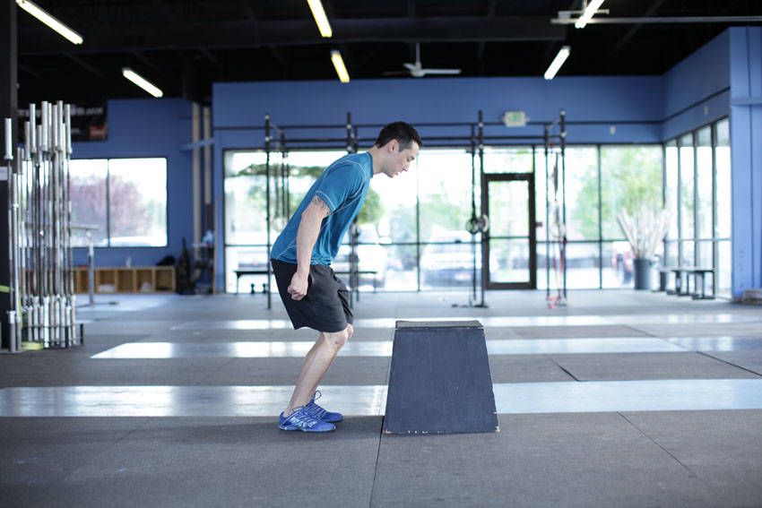 Box Jump exercise demonstration, targeting the quads