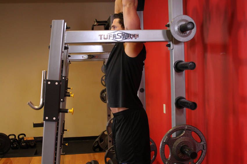 Hanging Leg Raise exercise demonstration, targeting the abs